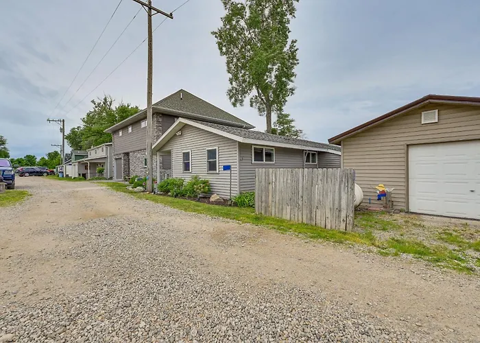 Angler'S Cottage On Lake Cornelia: Pets Welcome!